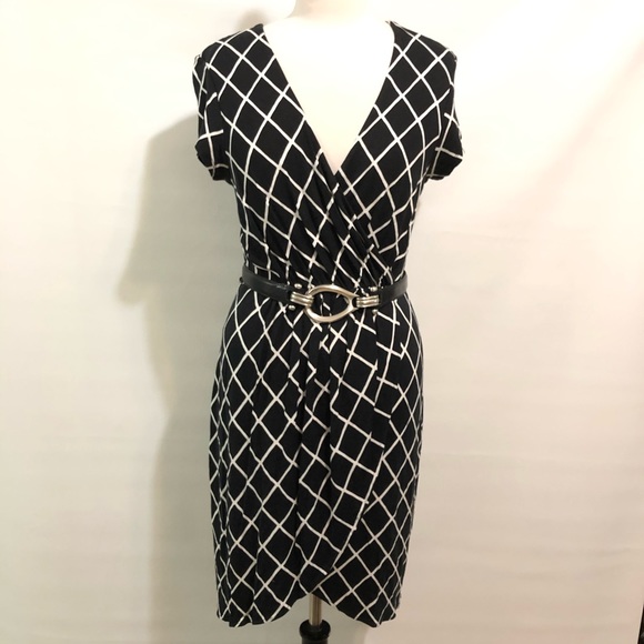 Express dress black white sz S GUC hi-lo hem - Picture 2 of 16
